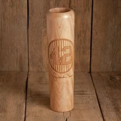 Thompson Mug Co. - Dugout Mugs New York Yankees Mariano Rivera 42 Signature Series Baseball Bat Mug | Dugout Mug®