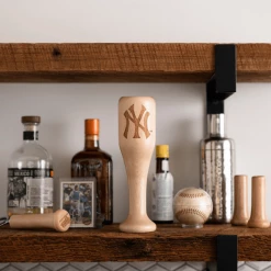 Thompson Mug Co. - Dugout Mugs New York Yankees